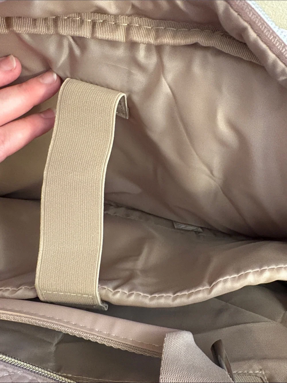 Bagsmart Quilted Light Pink Laptop Bag with Detachable Strap